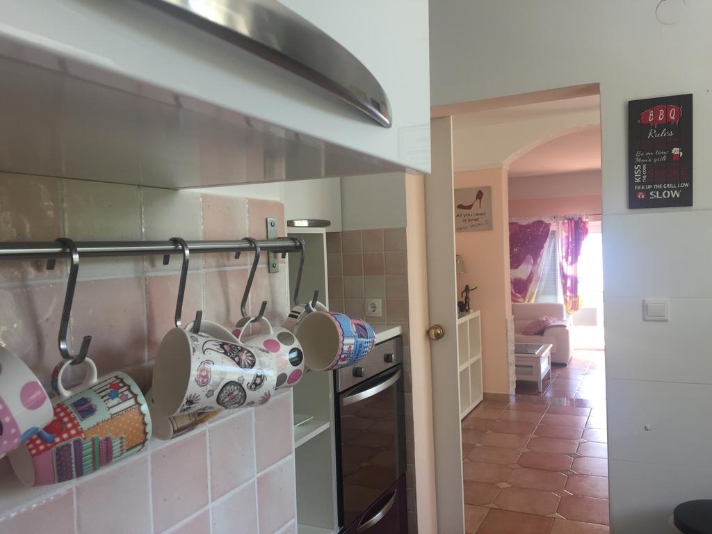 Melanie Apartma *